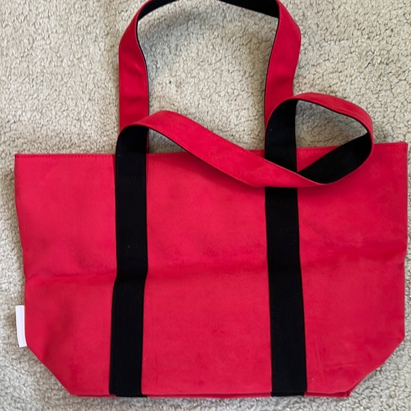 Red Tote - Picture 1 of 3